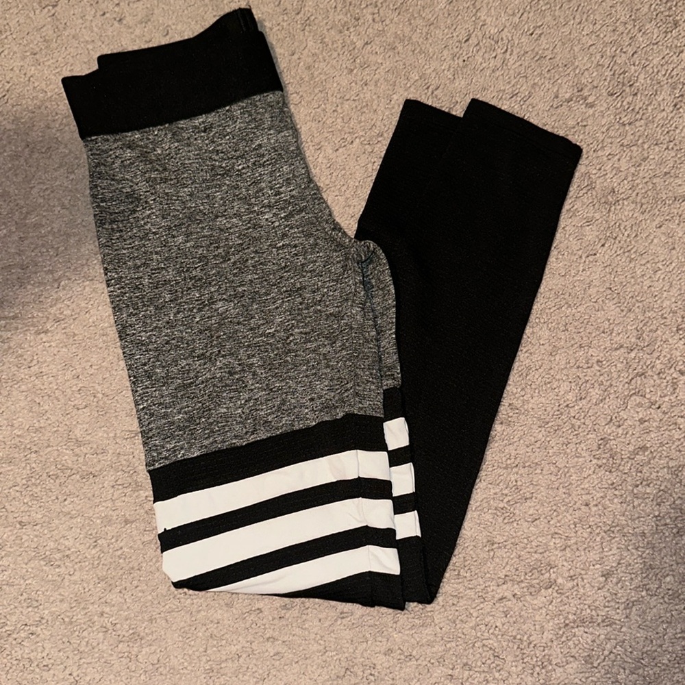 Bombshell Workout Leggings (Size M)